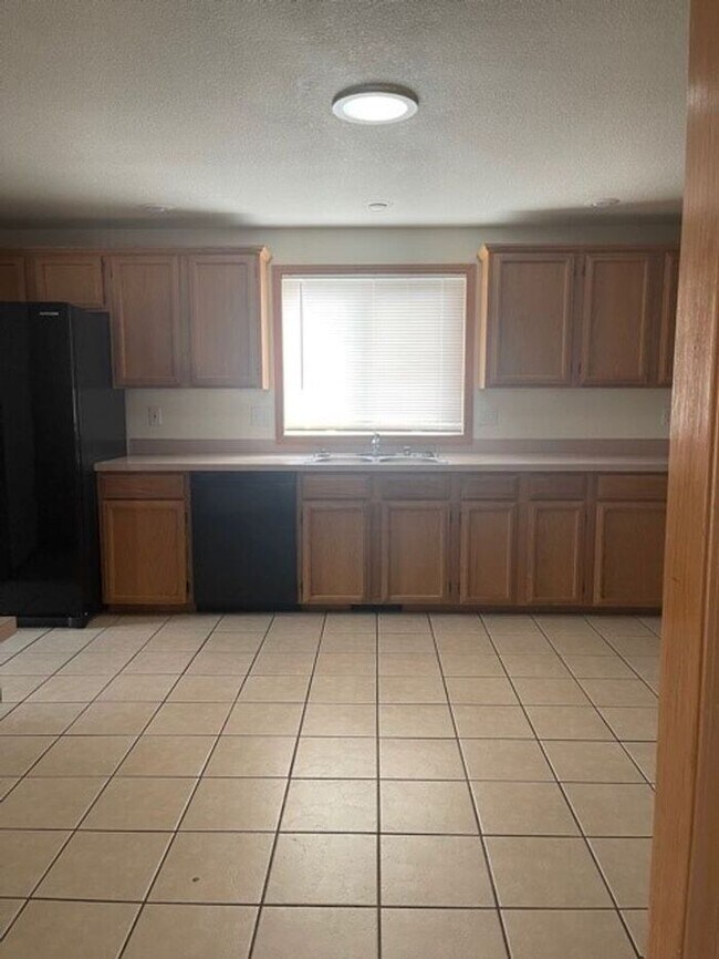 Foto del edificio - Wonderful 3 Bedroom 2 Bath Rambler!!