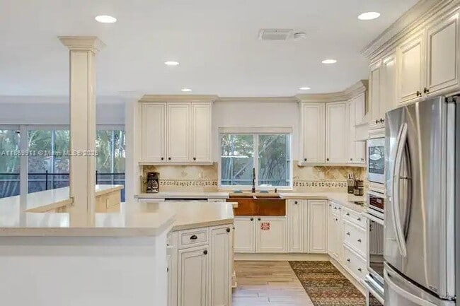 Foto del edificio - 2120 SW 28th Way