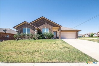 Building Photo - 7601 Zircon Dr