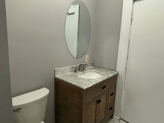 Foto del edificio - 4225-27 North College Avenue