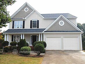 Building Photo - 1343 Dalesford Dr
