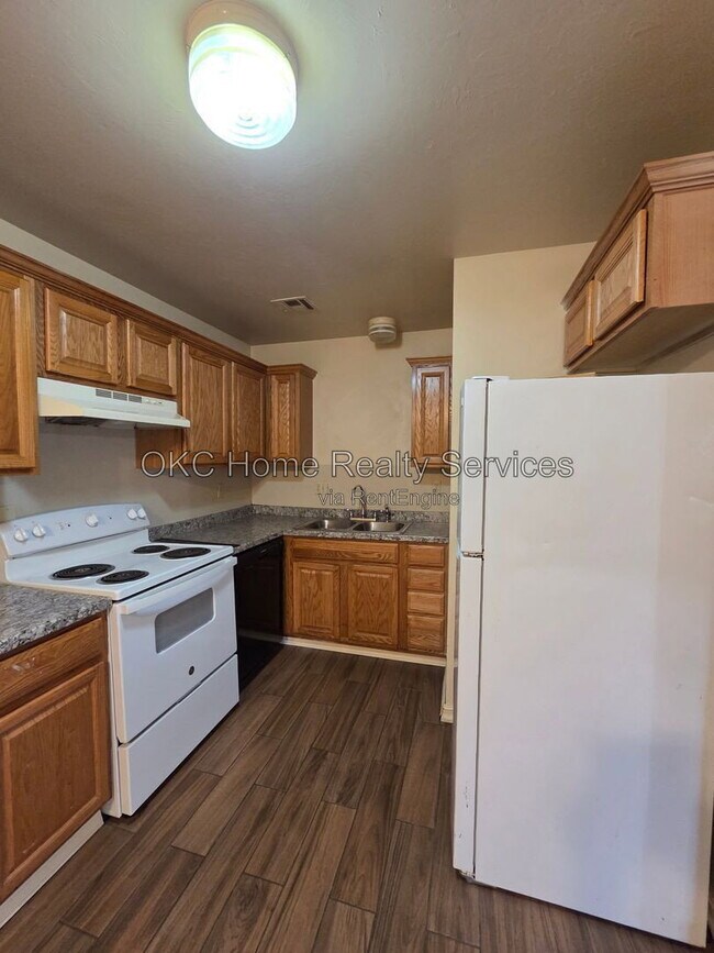 Foto del edificio - 1132 N Gardner Ave