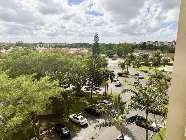 Foto del edificio - 3940 Inverrary Blvd