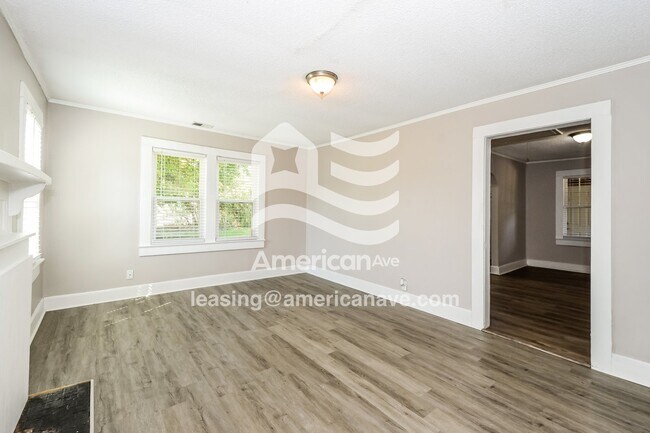 Foto del edificio - 304 S Pine St