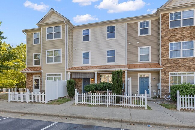Building Photo - 11720 Coppergate Dr