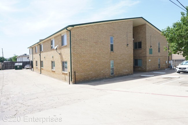 Building Photo - 1 br, 1 bath Apartment - 224 Ave F