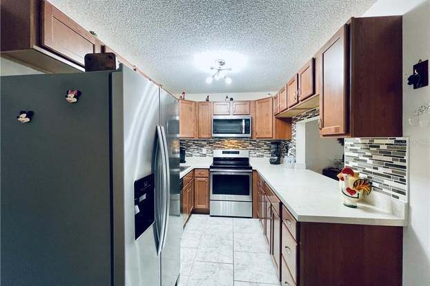 Foto del edificio - 1723 Pine Ridge Rd