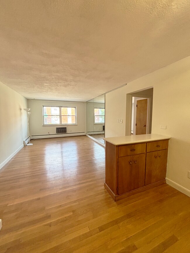 Sala de estar - 7 Commonwealth Ct
