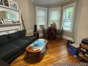 Building Photo - 1 Parker Hill Terrace