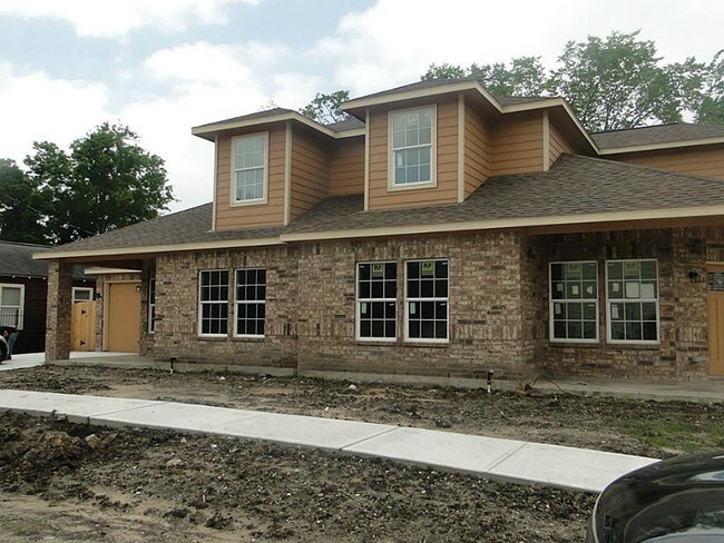 Building Photo - 2906 Anita St