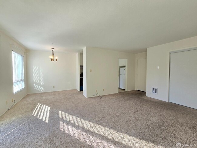 Building Photo - 800 N Delaware St