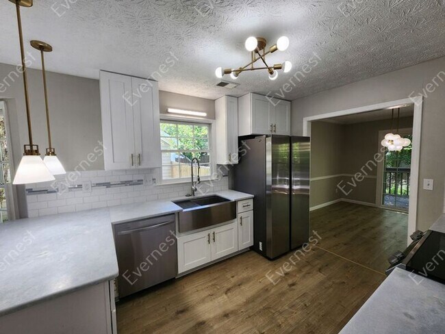 Building Photo - 4675 Sengen Trce