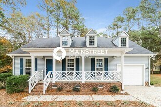 Building Photo - 1609 Maybrook Dr