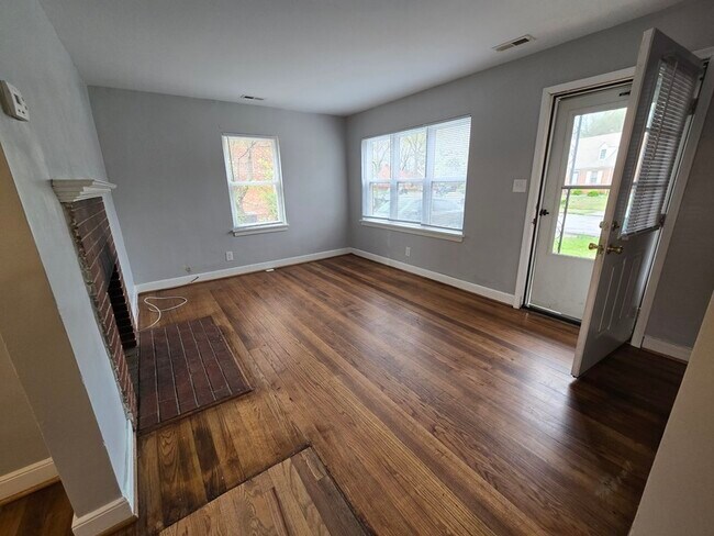 Foto del edificio - 3400 Keighly Rd