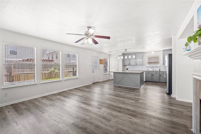 Building Photo - 322 Remington Harbor Ct