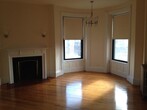 Primary Photo - 520 Beacon St