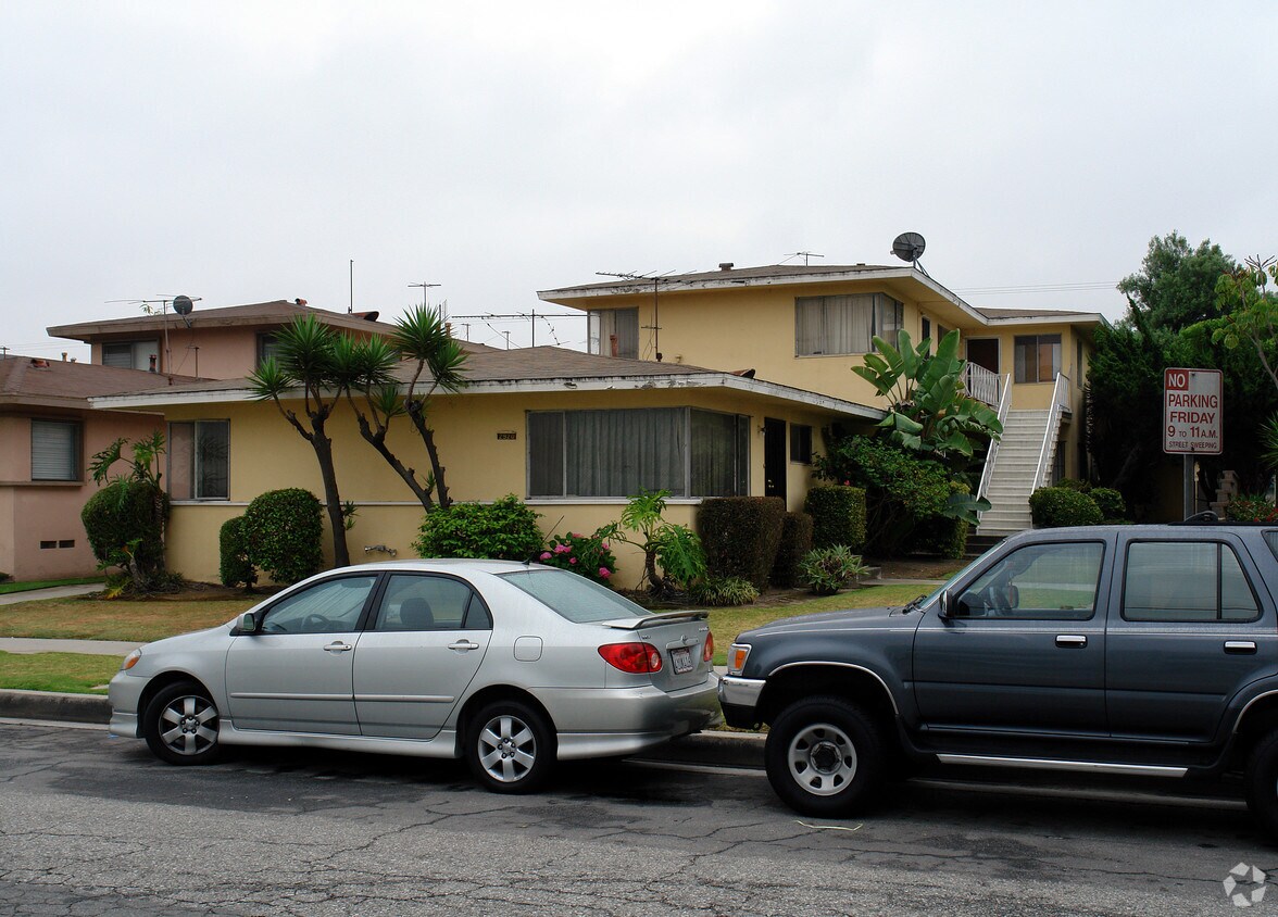 Primary Photo - 2920 W El Segundo Blvd