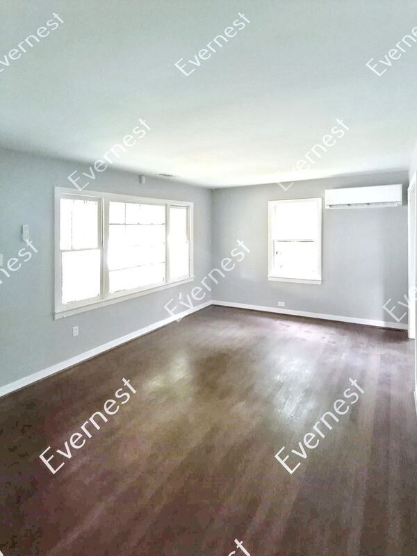 Building Photo - 3402 33rd Ct N