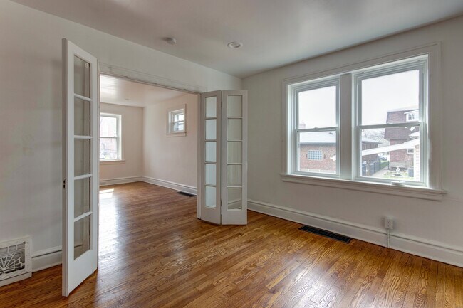 Foto del edificio - 4021 Dover Pl