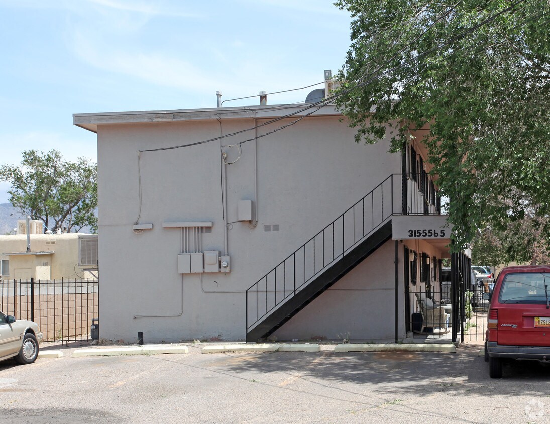 Primary Photo - 308 Dallas St NE