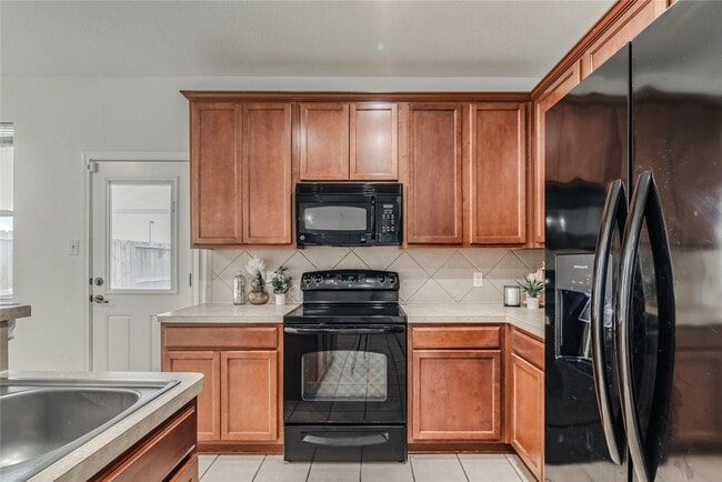 Building Photo - 2714 Maybrook Hollow Ln