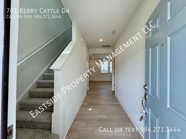Building Photo - 701 Kerry Cattle Dr