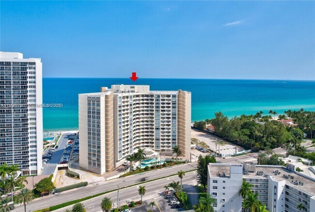 Foto del edificio - 3180 S Ocean Dr