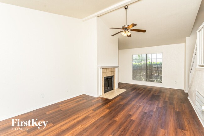 Building Photo - 3205 Galemeadow Dr