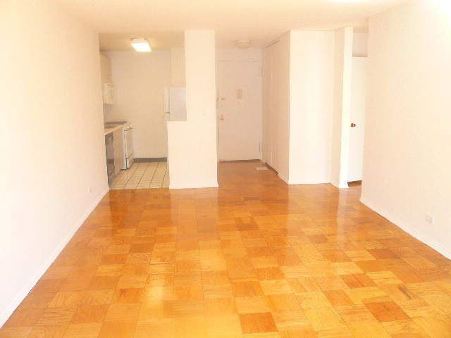 Primary Photo - 429 E 52nd St
