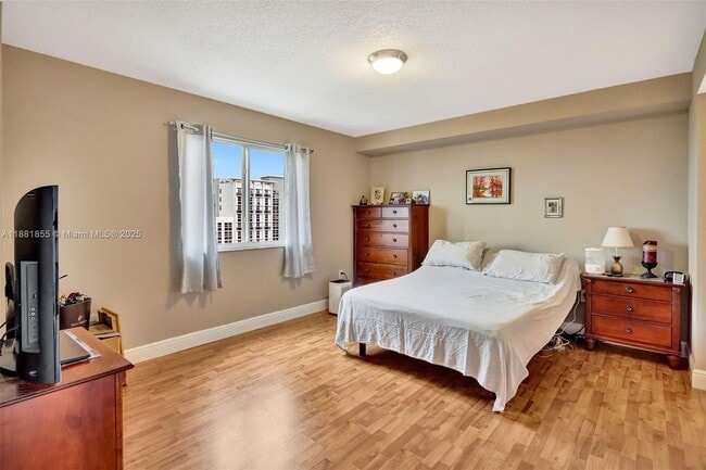 Building Photo - 816 NW 11th St