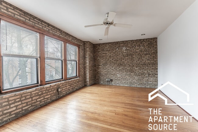 Building Photo - 1228 W Carmen Ave