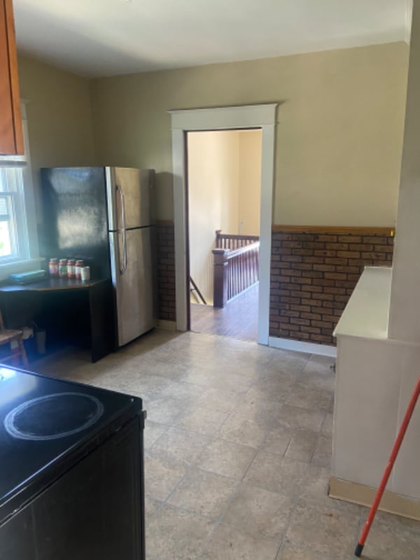 Building Photo - 148 Hedley Pl