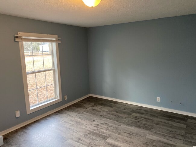 Foto del edificio - 1321 Davis St