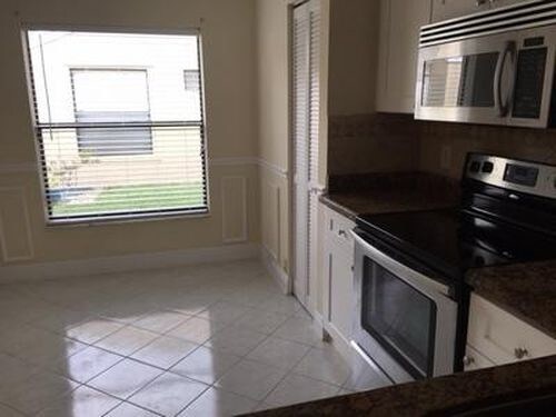 Foto del edificio - 4551 Discovery Ln
