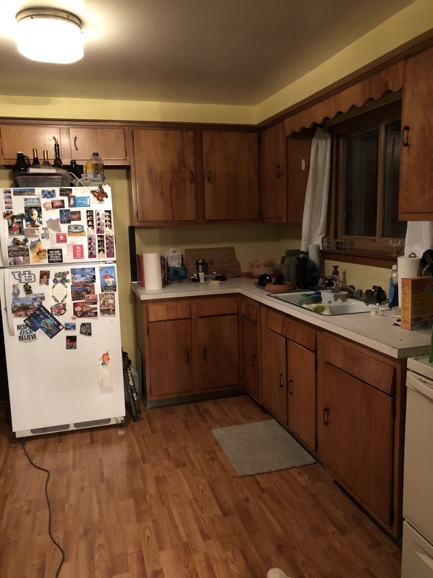 Primary Photo - 208 Highland Ave