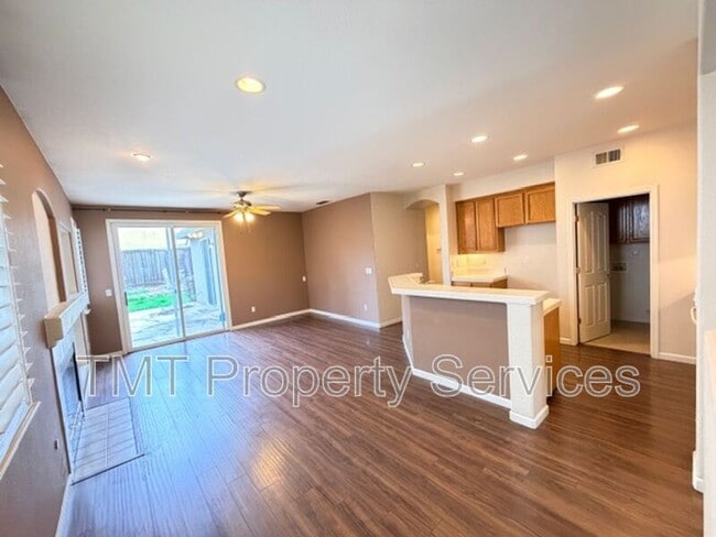 Building Photo - 9429 Gensler Ct