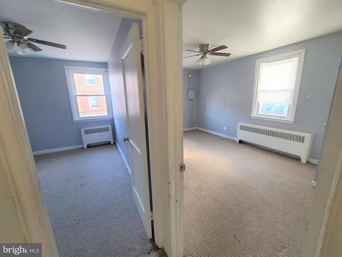 Primary Photo - 2749 Levick St