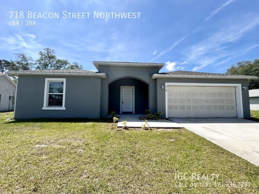 Primary Photo - "Modern 4-Bedroom Home with Granite Counte...