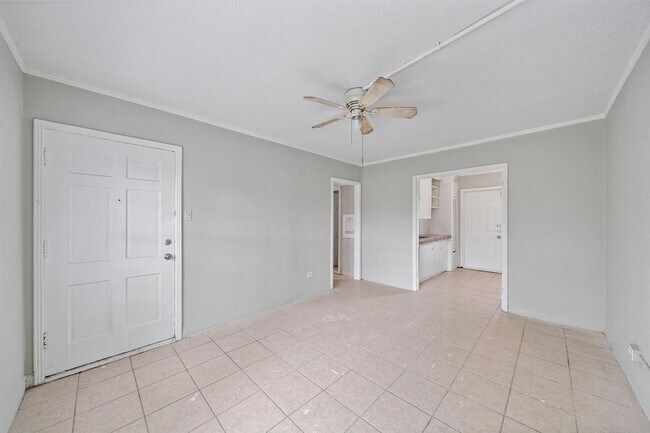 Foto del edificio - 818 3rd St N