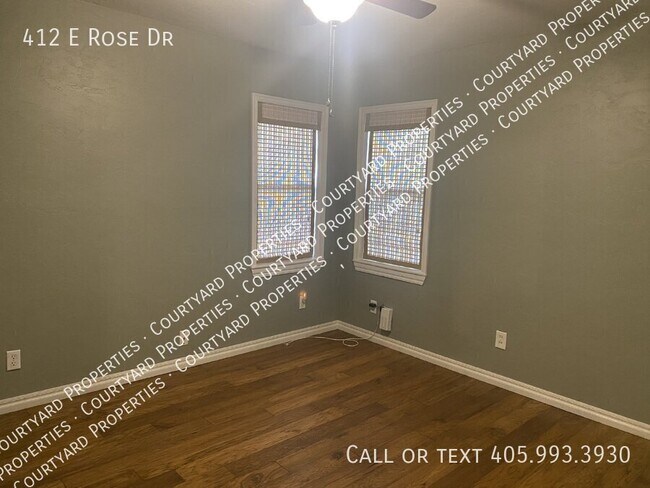 Foto del edificio - 412 E Rose Dr