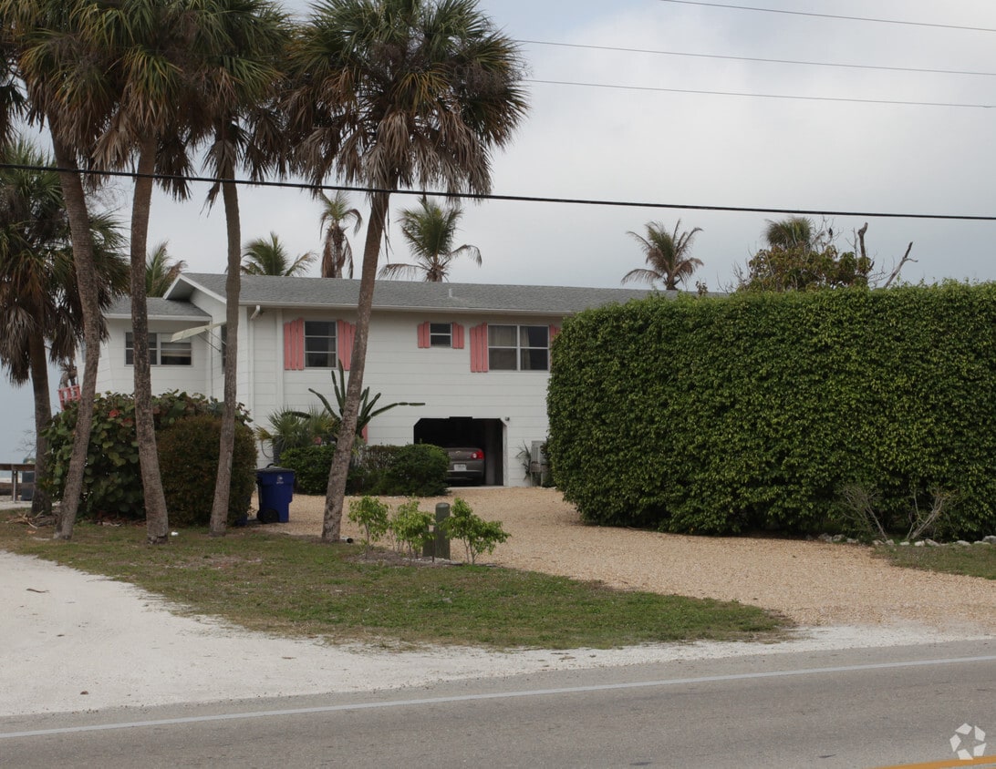 Westwind South Apartments in Bonita Springs, FL