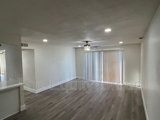 Foto del edificio - 3525 W Campus Ave.