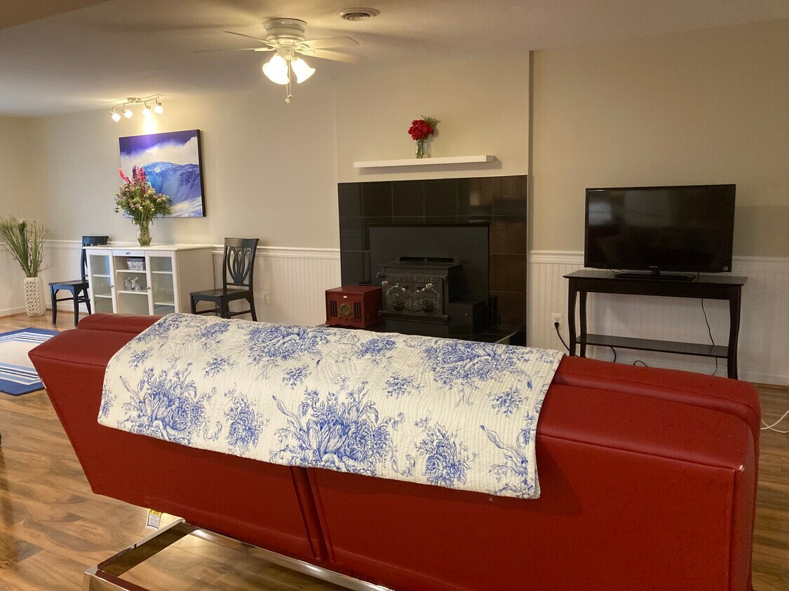 7333 Hunton St Unit Basement Apartment, Warrenton, VA 20187