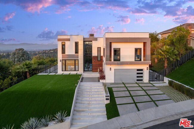 Foto del edificio - 4338 Gayle Dr