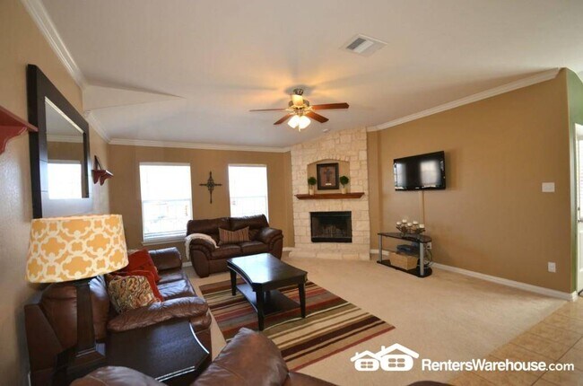 Building Photo - 155 Birdwell Ln