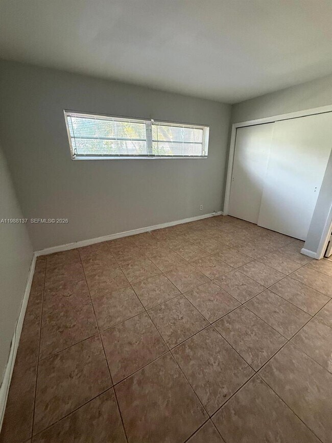 Foto del edificio - 3031 NE 21st Terrace