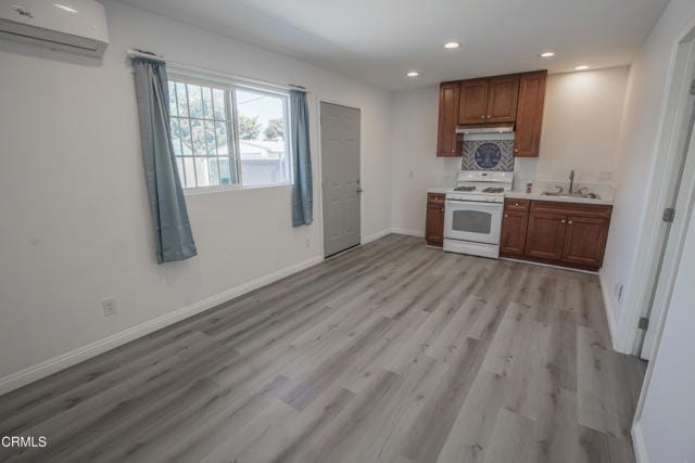 Foto del edificio - 15409 Hartsville St