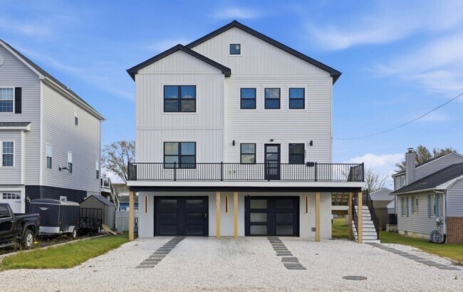 Building Photo - 6931 River Drive Rd