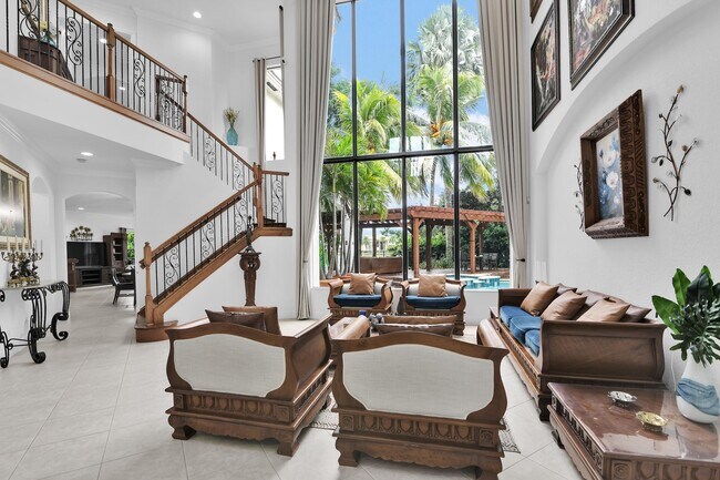 Foto del edificio - 10703 Versailles Blvd