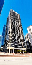 Building Photo - 360 E Randolph St